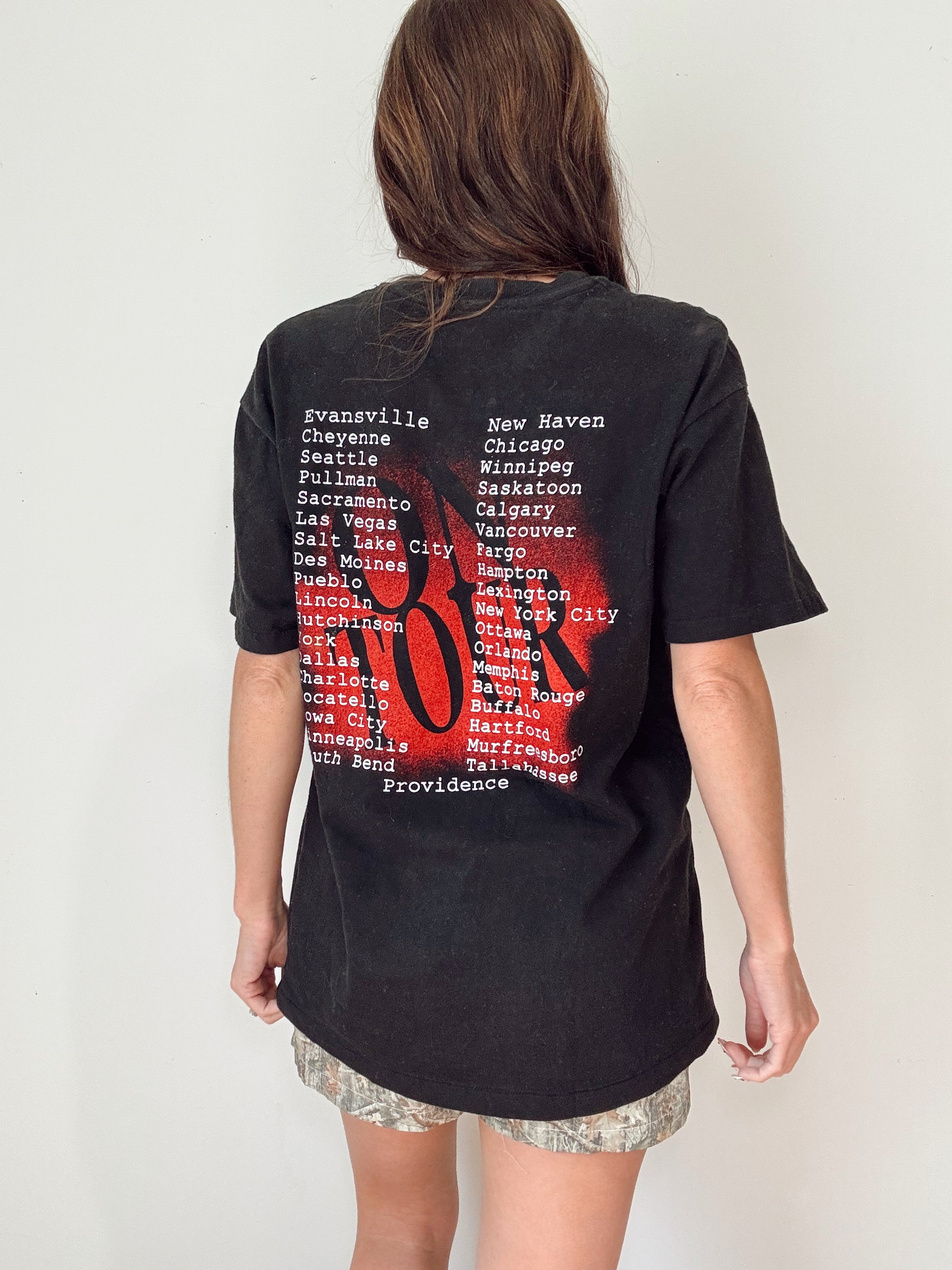 Vintage 90s Garth Brooks Tee