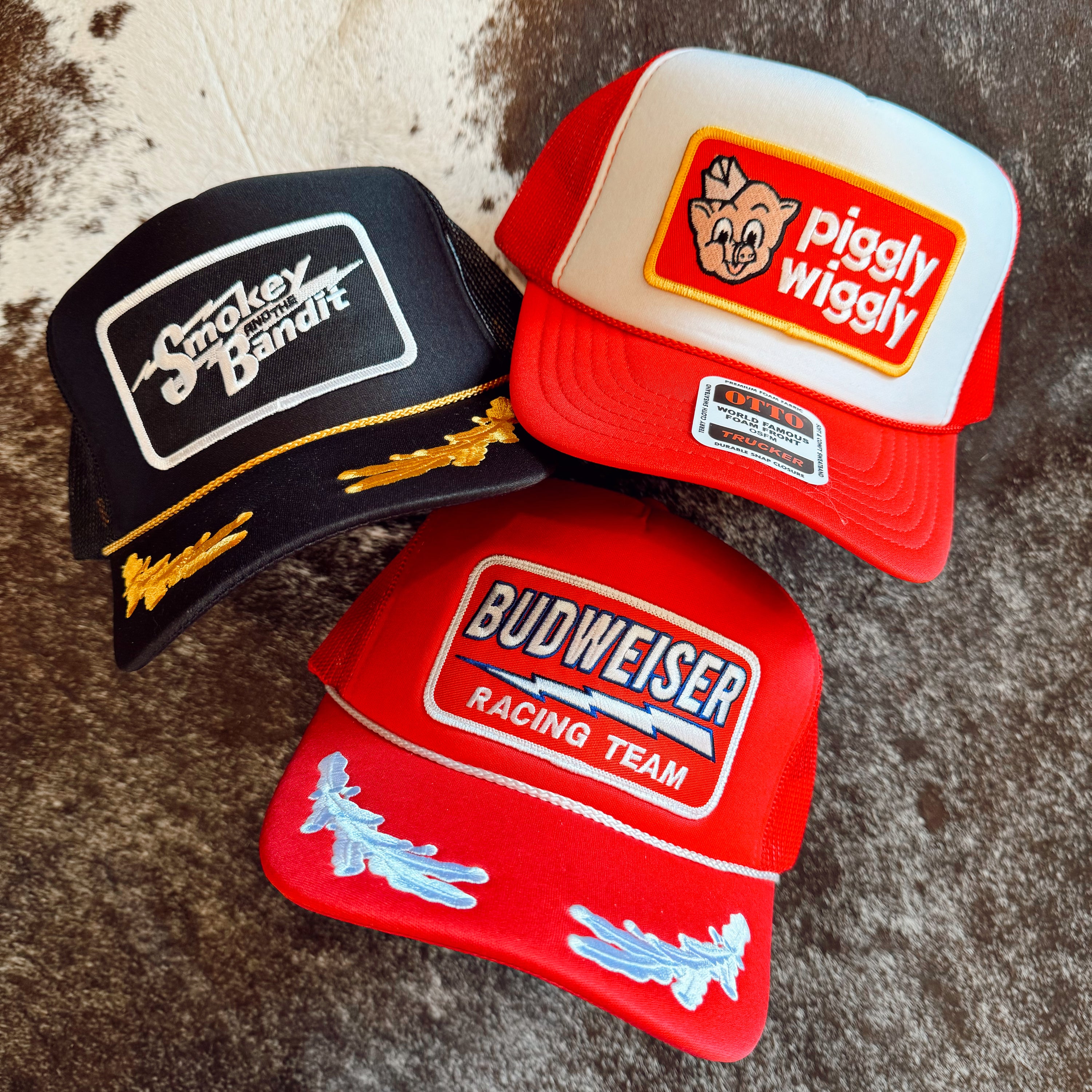 Retro Budweiser Racing Team Trucker