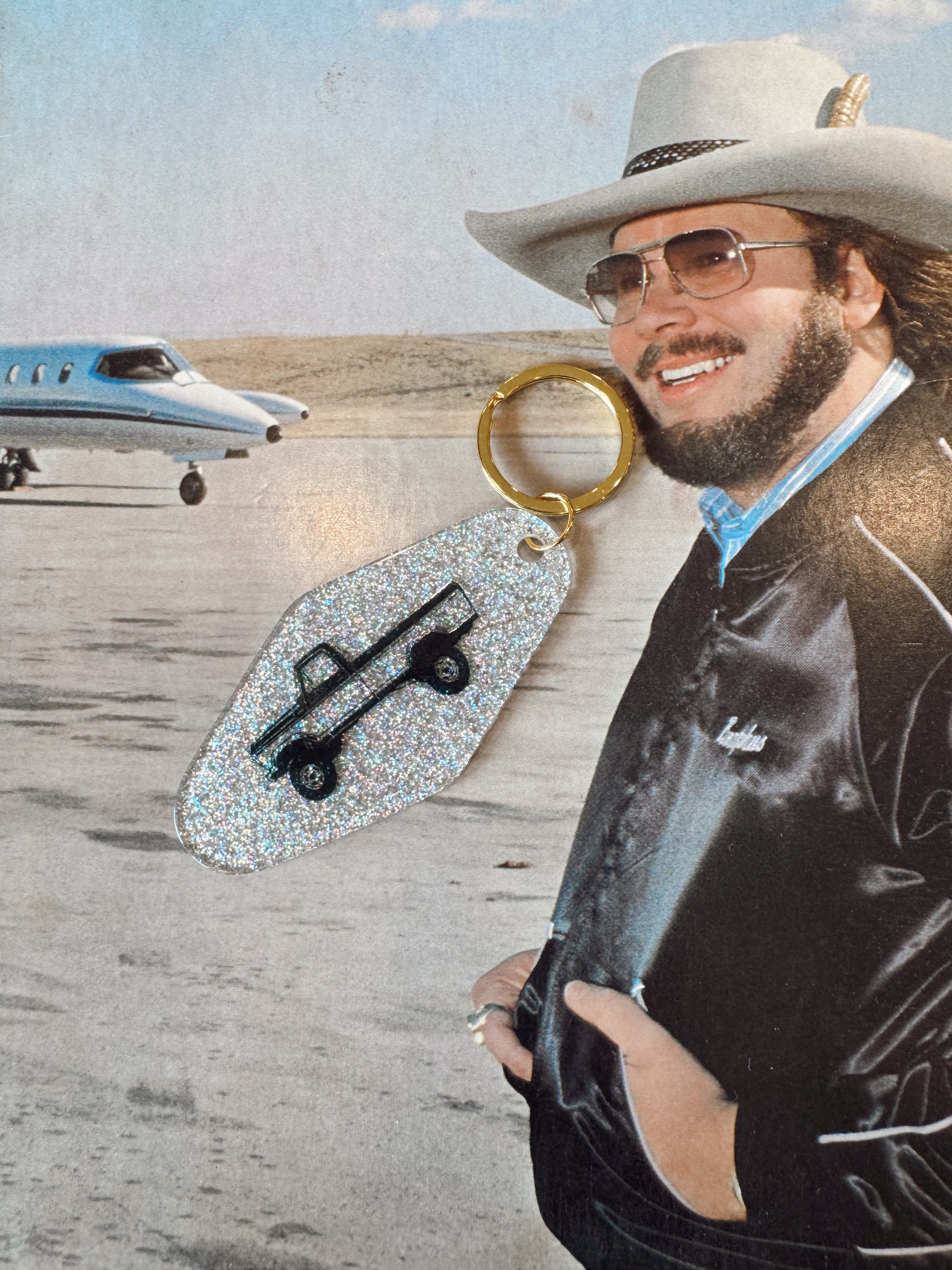 Pickup Truck Motel Keychain