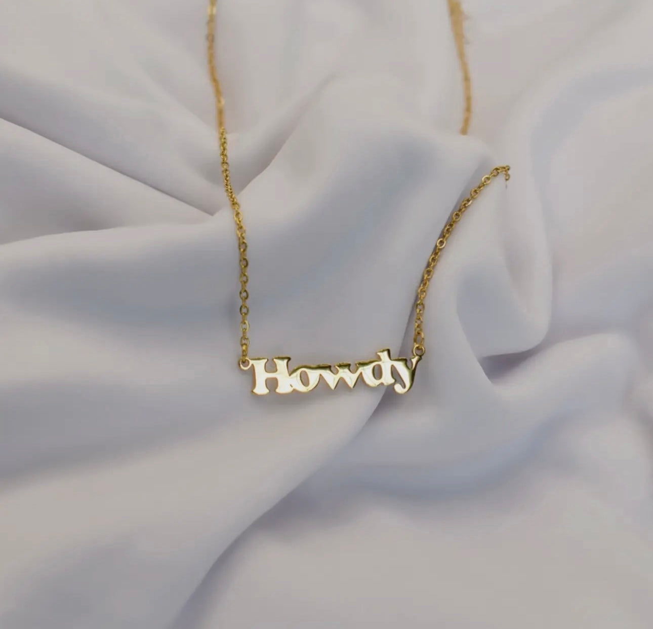 Howdy Necklace