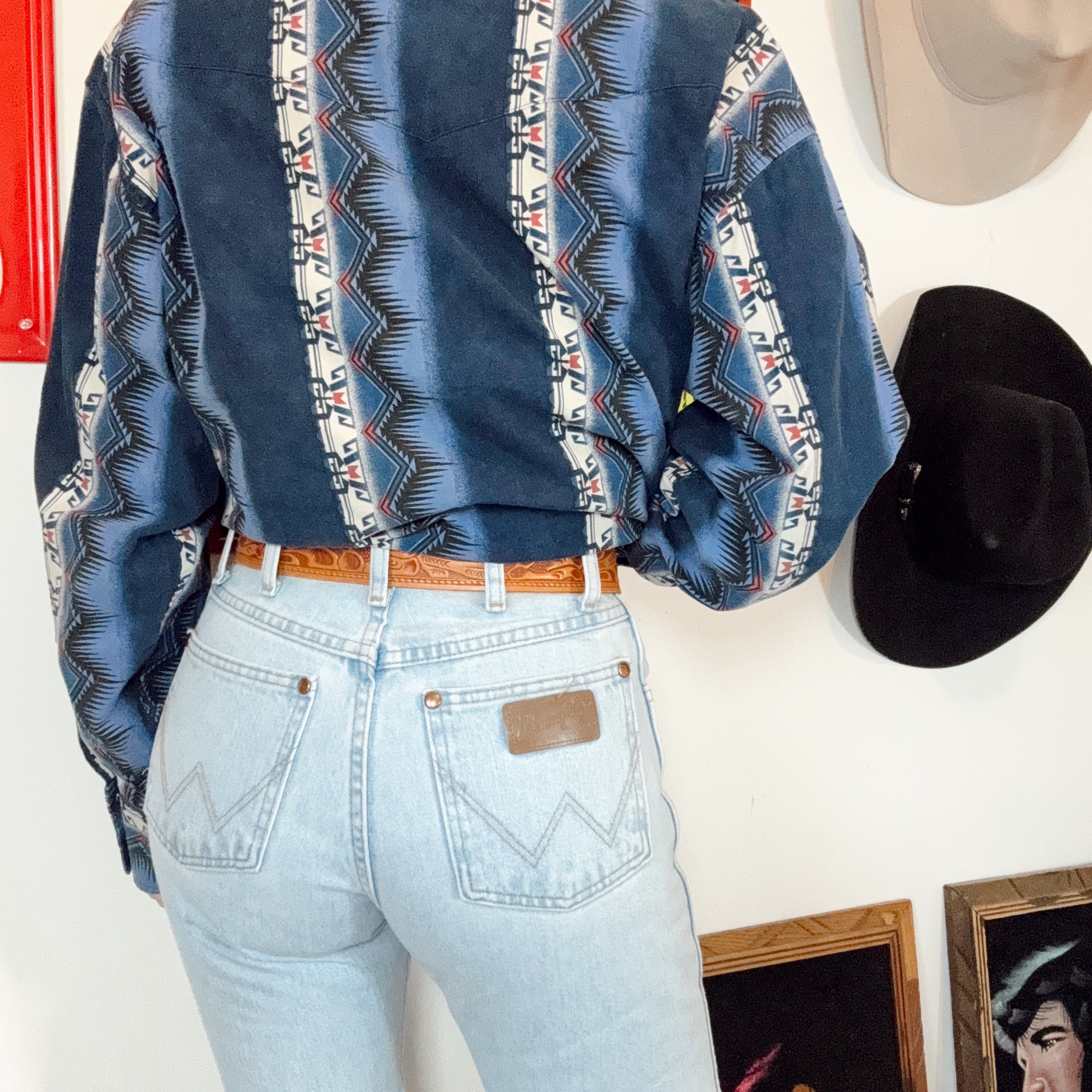 Vintage 90s Wrangler Blue Aztec Pearl Snap