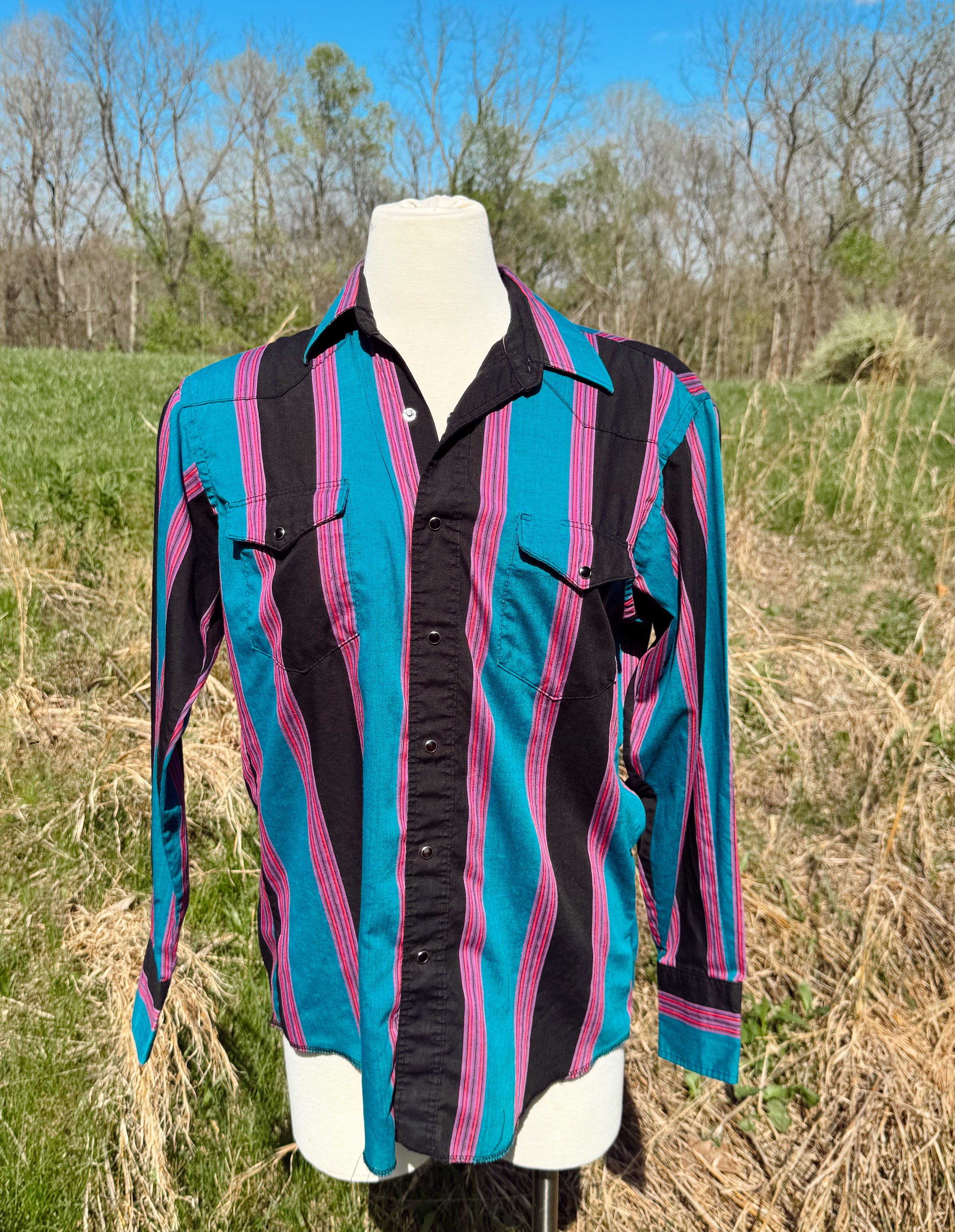 Vintage 90s Wrangler Turquoise & Black Striped Pearl Snap